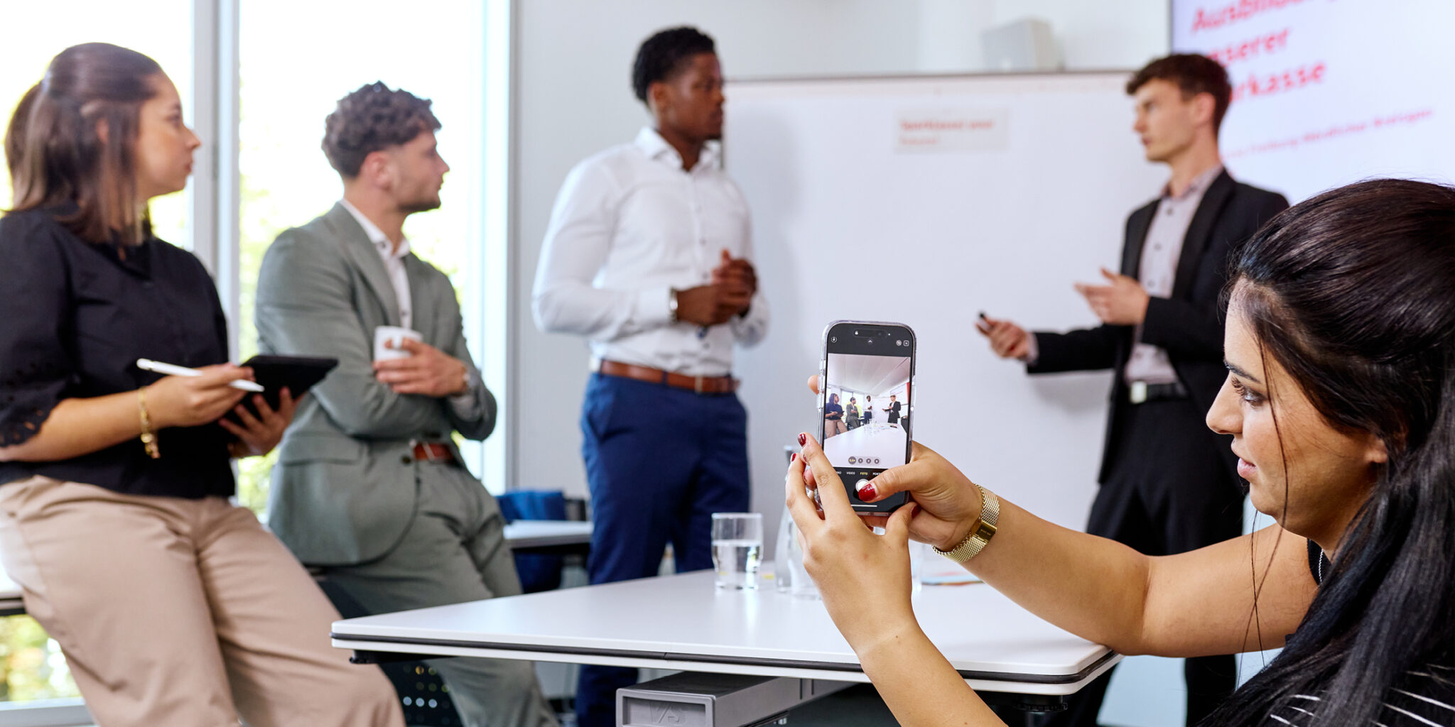 Recruiting_Azubis_Header-Slider_1600x800px_11