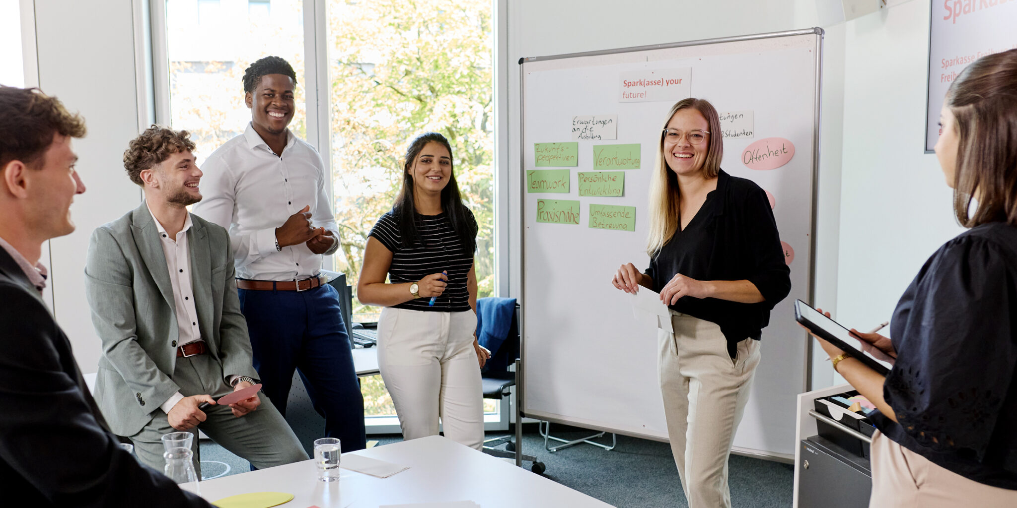 Recruiting_Azubis_Header-Slider_1600x800px_5-NEU