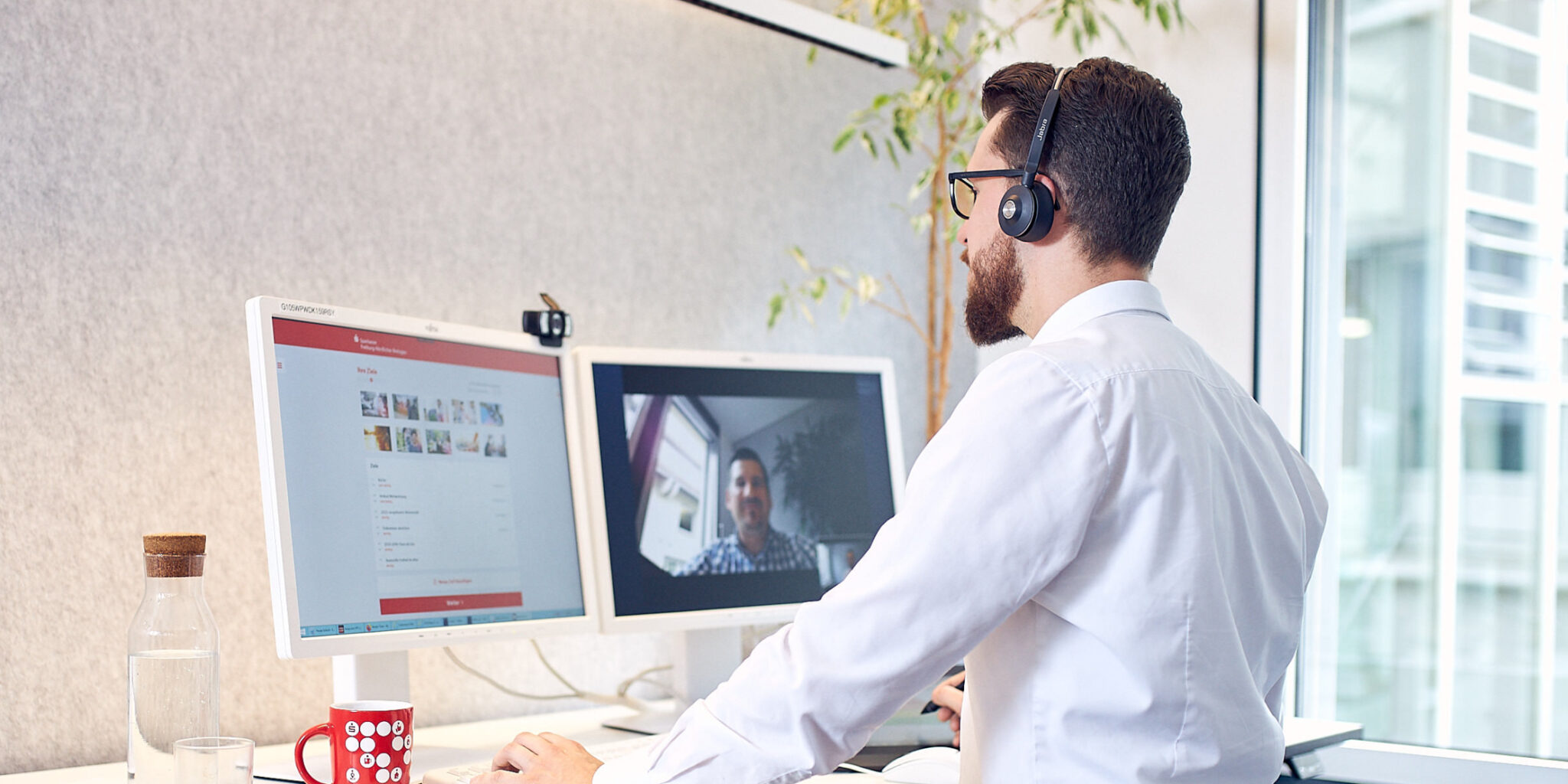 Recruiting_Fachkraefte_Header-Slider_1600x800px_27