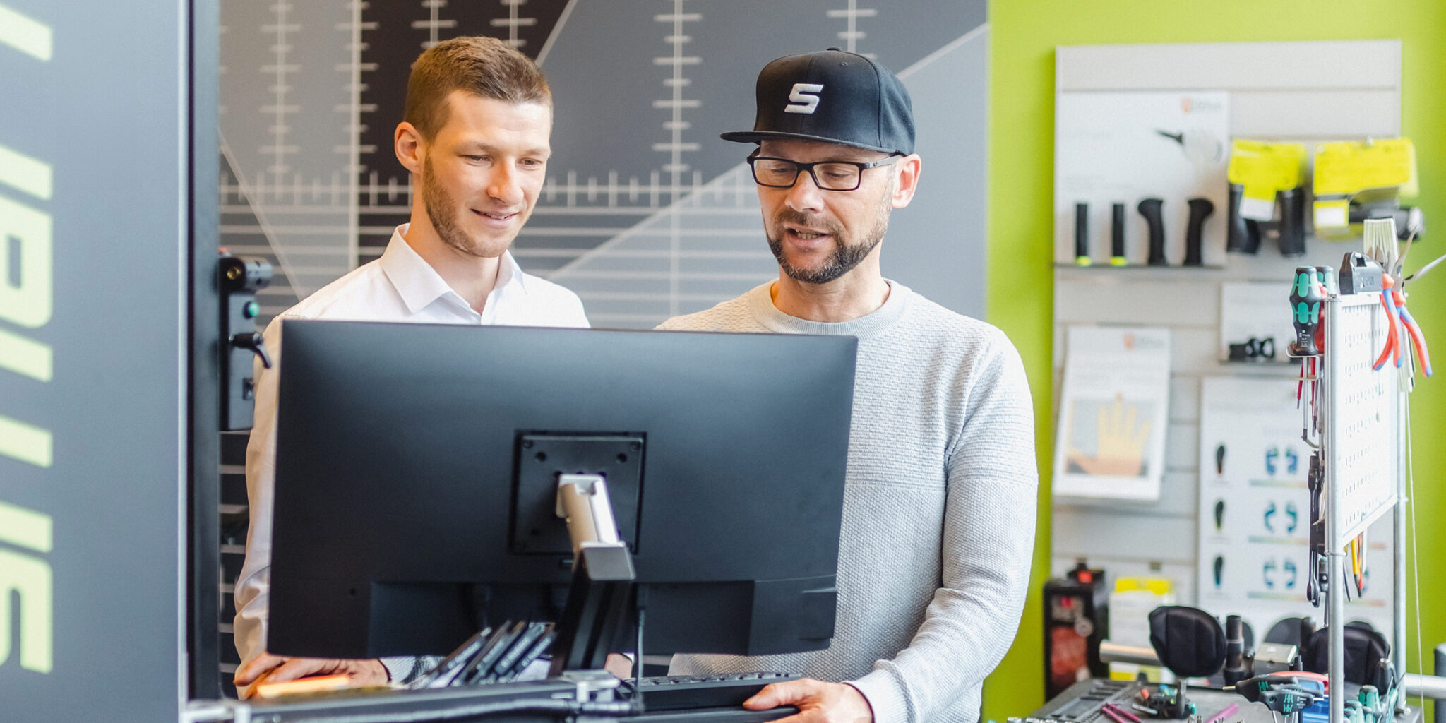 Recruiting_Fachkraefte_Header-Slider_1600x800px_6