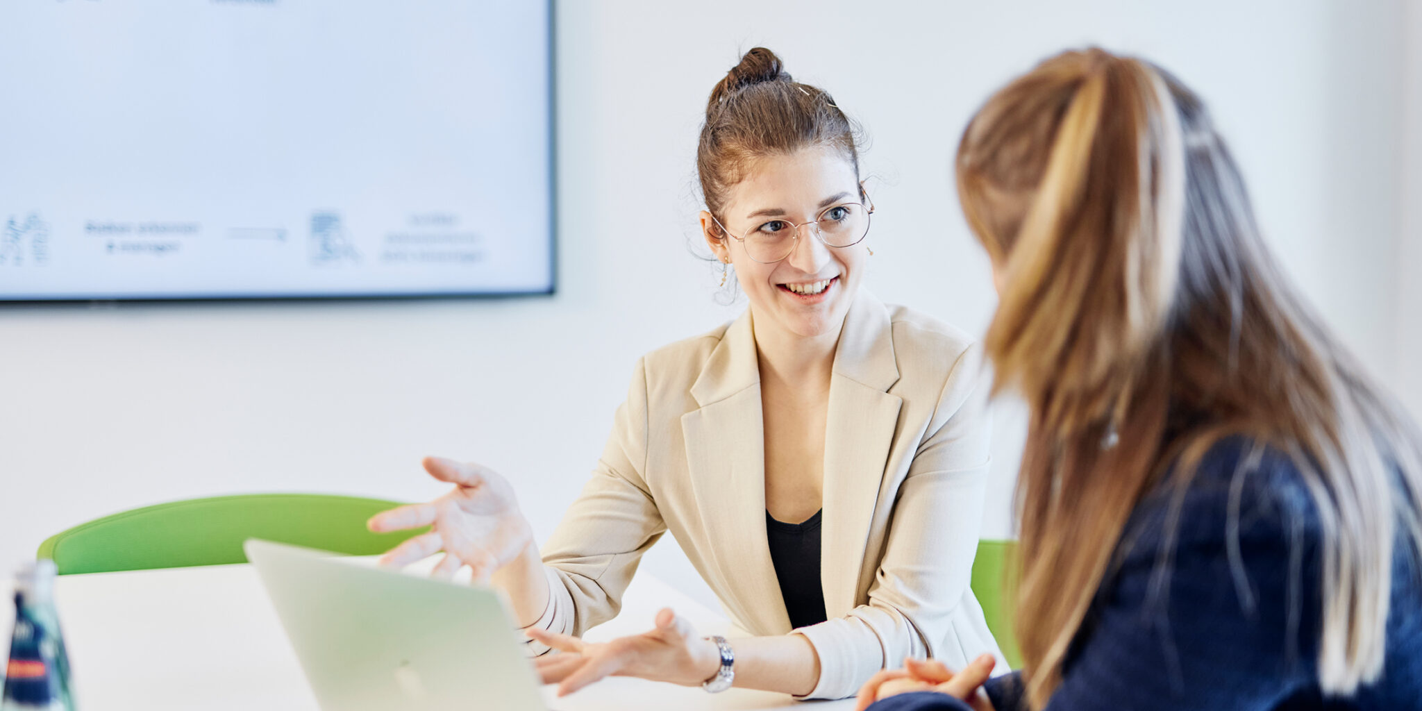 Recruiting_Fachkraefte_Header-Slider_1600x800px_8