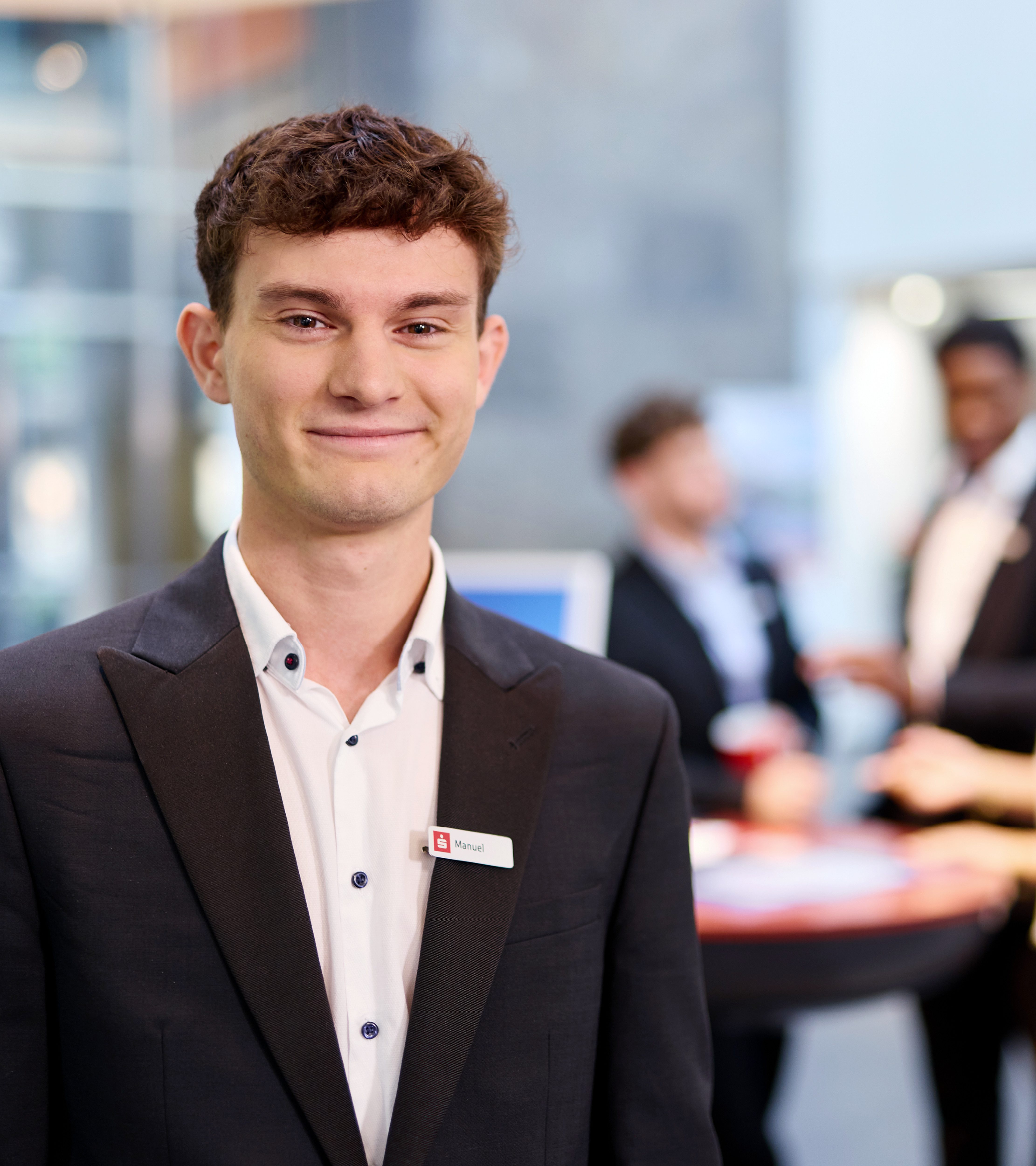 Recruiting_Azubi-Startseite_Header-Slider_1600x1800px_10