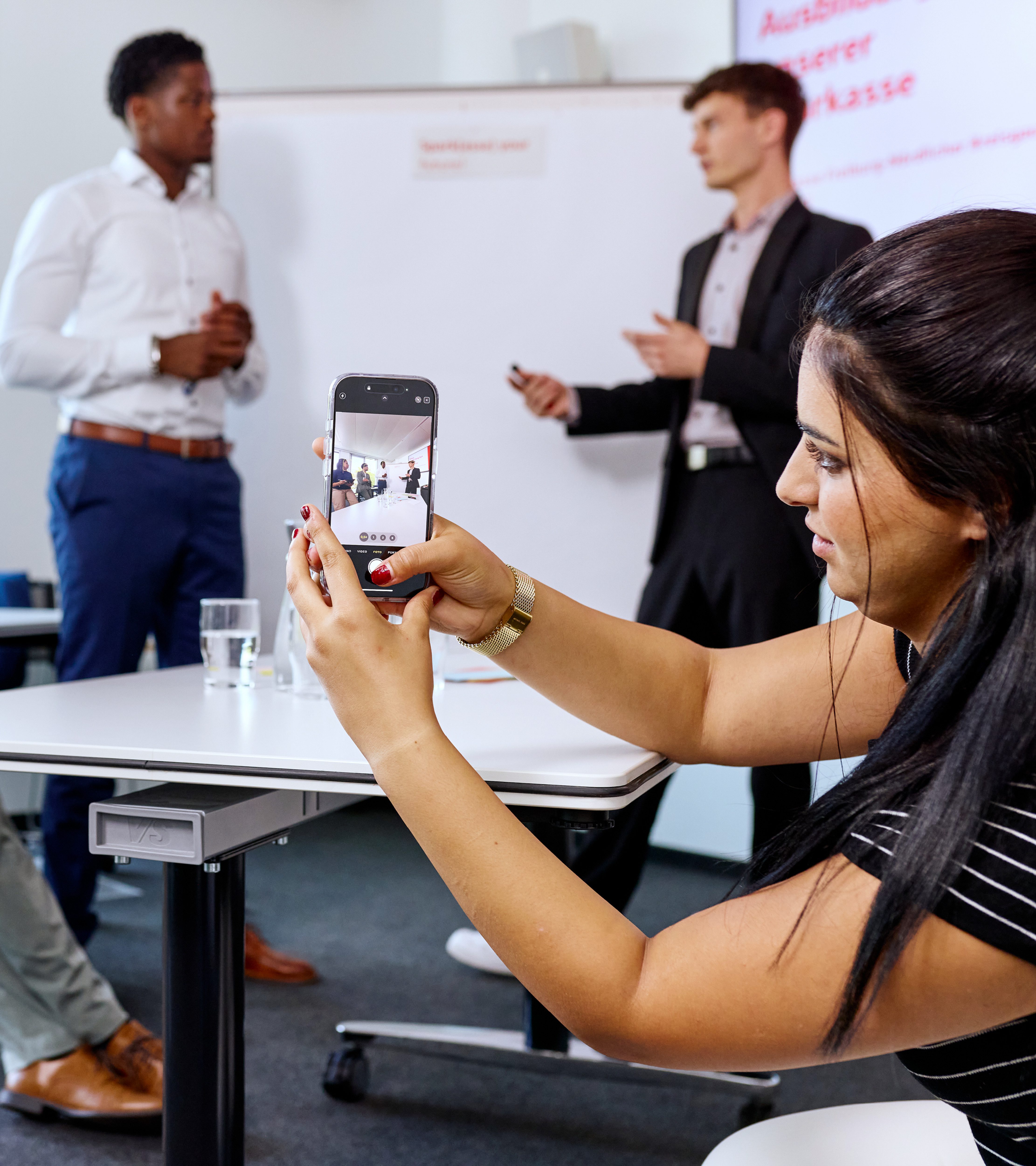 Recruiting_Azubi-Startseite_Header-Slider_1600x1800px_11