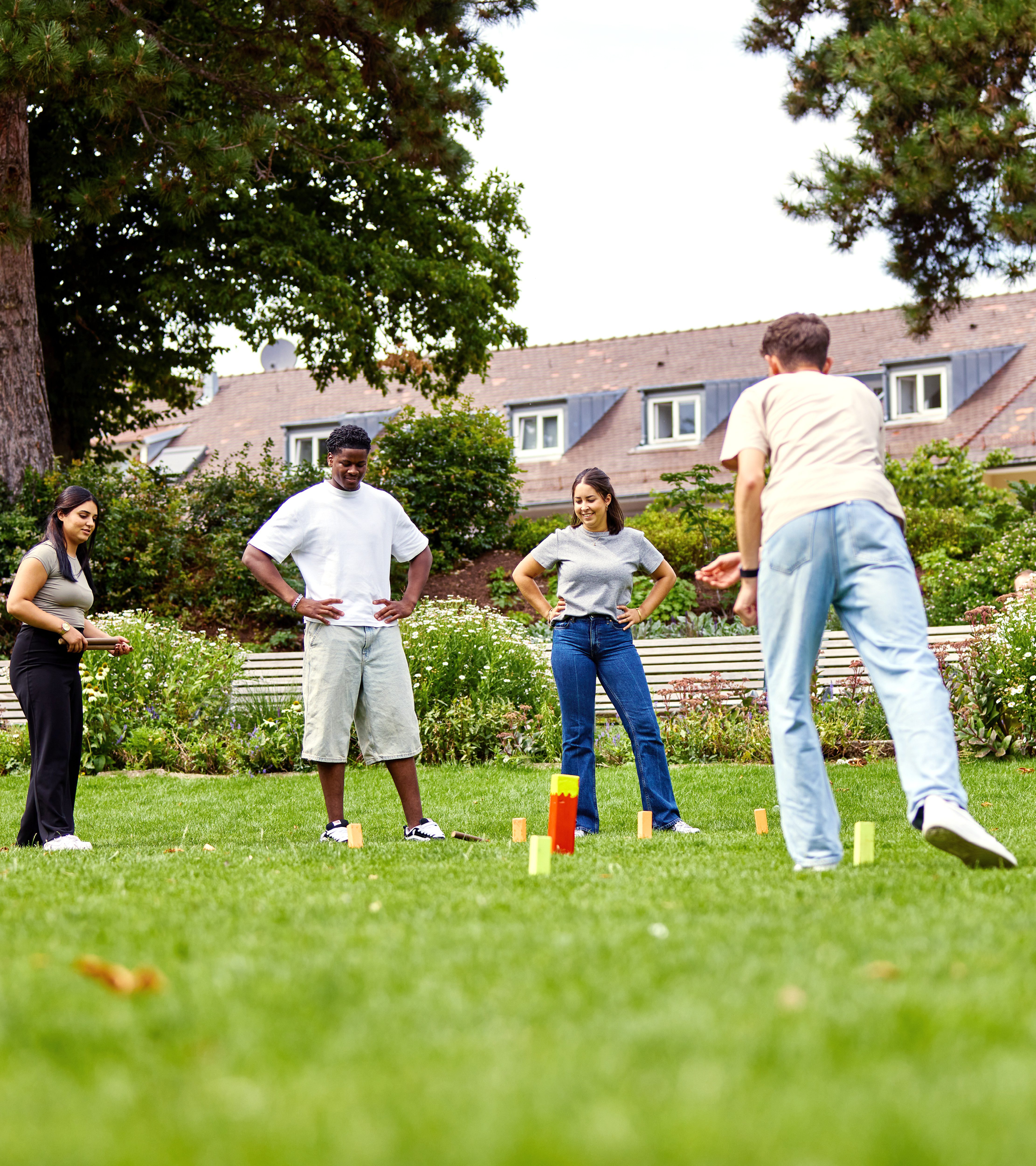 Recruiting_Azubi-Startseite_Header-Slider_1600x1800px_17