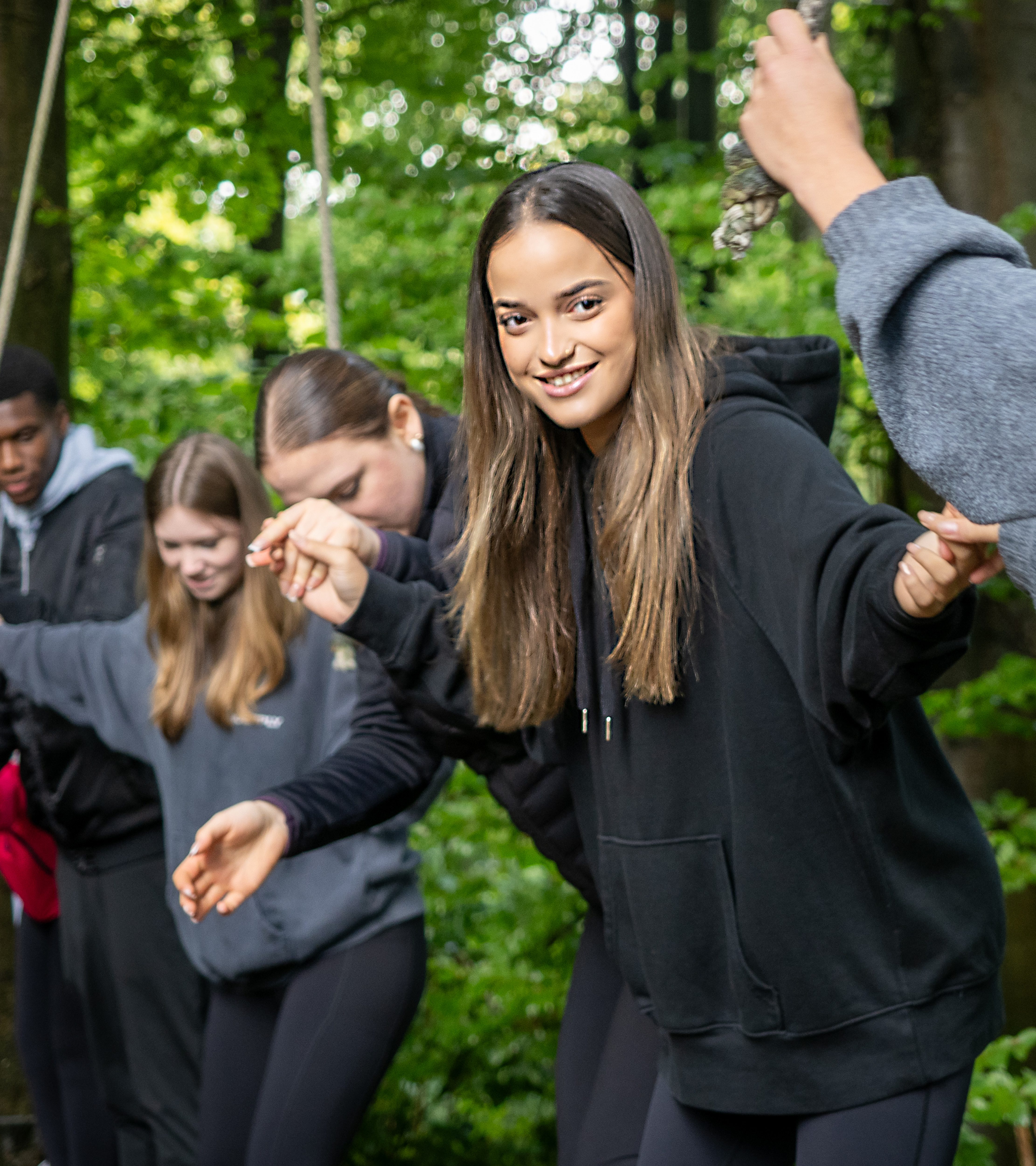 Recruiting_Azubi-Startseite_Header-Slider_1600x1800px_24