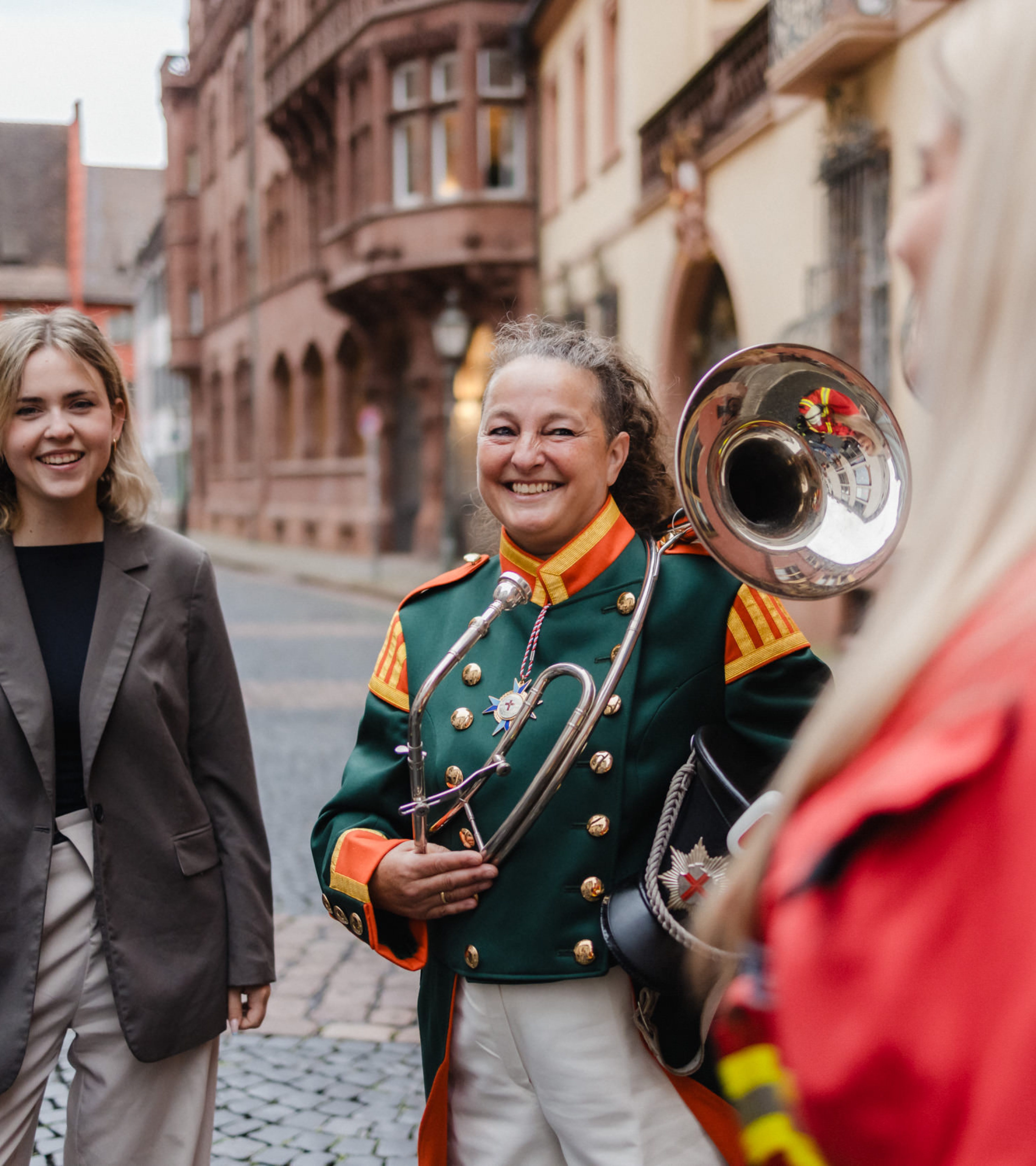 Recruiting_Fachkraefte-Startseite_Header-Slider_1600x1800px_19