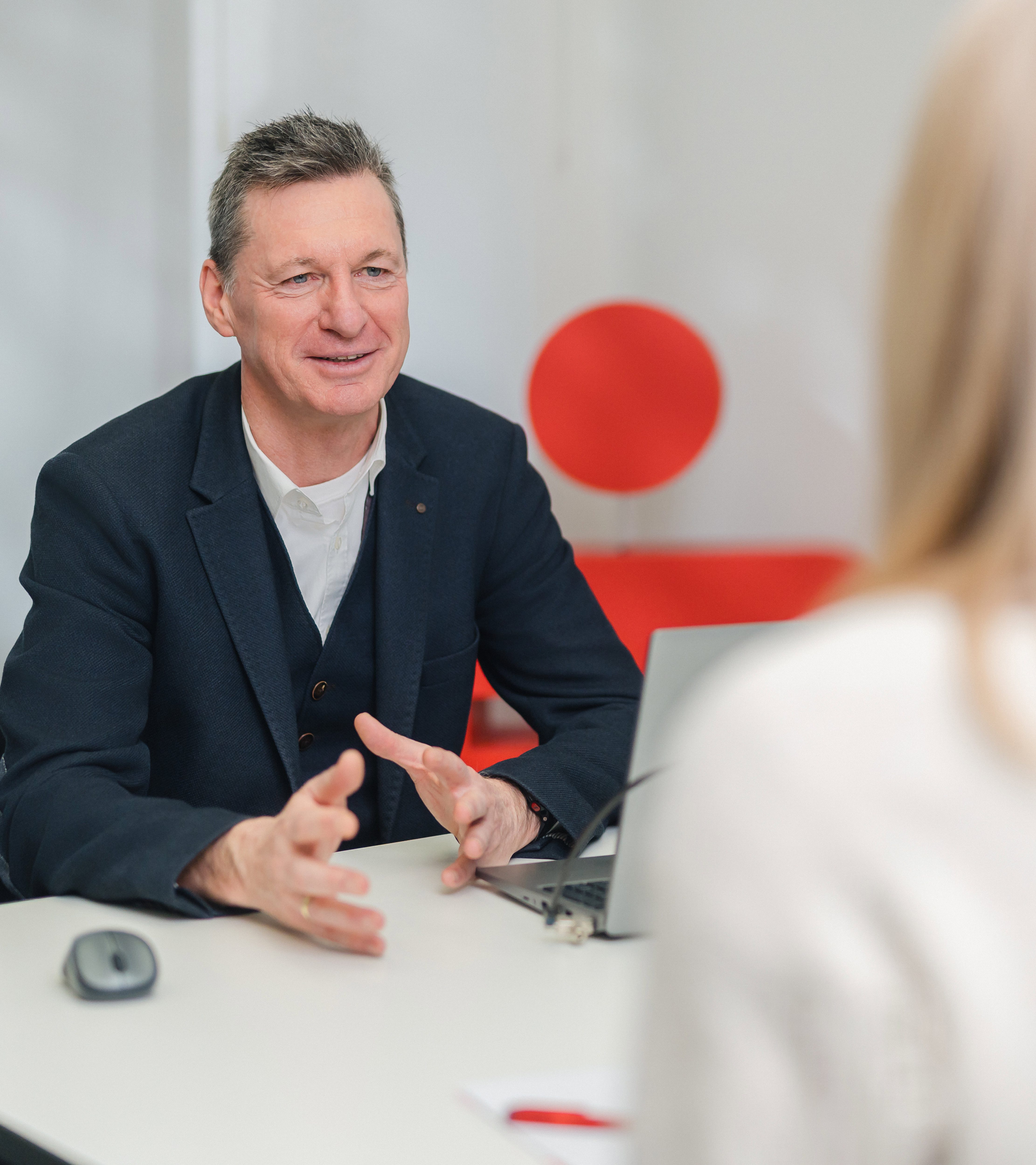 Recruiting_Fachkraefte-Startseite_Header-Slider_1600x1800px_22