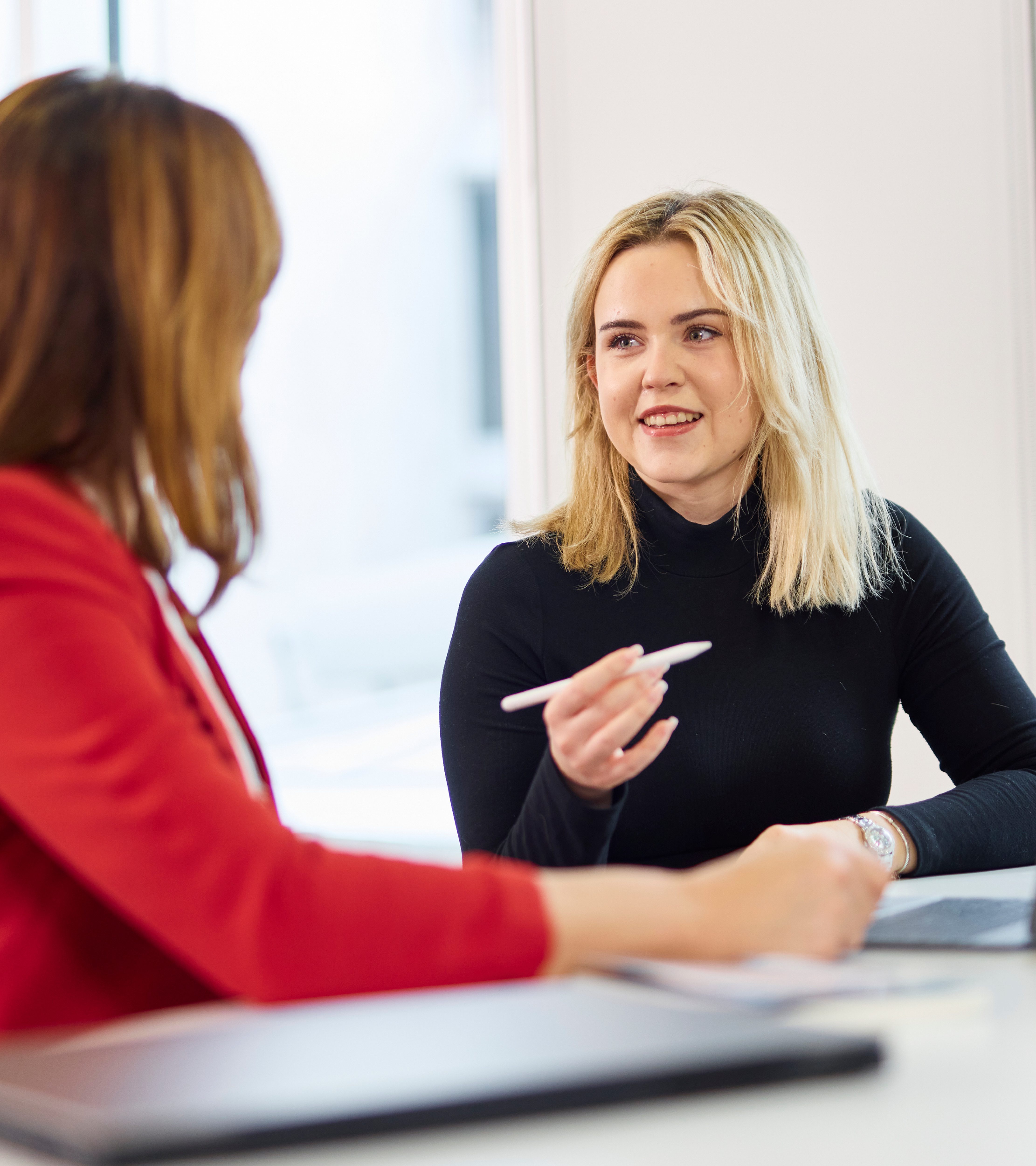 Recruiting_Fachkraefte-Startseite_Header-Slider_1600x1800px_8